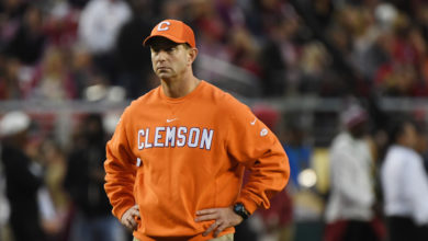 Clemson Star Undergoes Knee Surgery