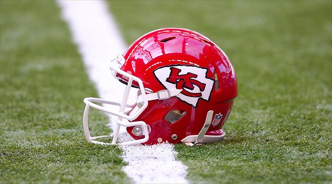 Kansas City Chiefs Lose Key Star Before Playoffs - Game 7