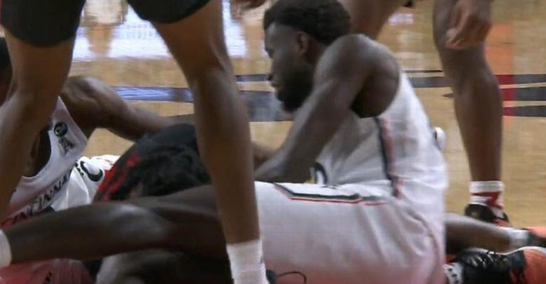 Houston Star DaJon Jarreau Bites Cincinnati Player