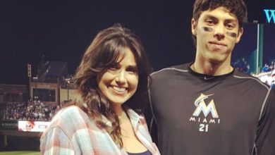Christian Yelich’s Mom Alecia Goes Viral