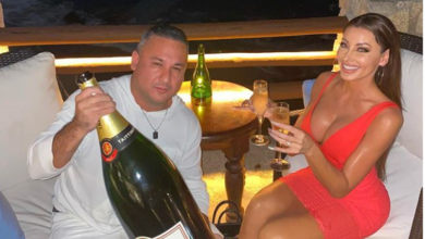 Holly Sonders’ Exposed Breasts Grabbed By Vegas Dave (Video)