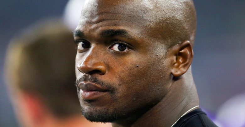 Adrian Peterson Signing With Patriots, Bears Or Eagles?