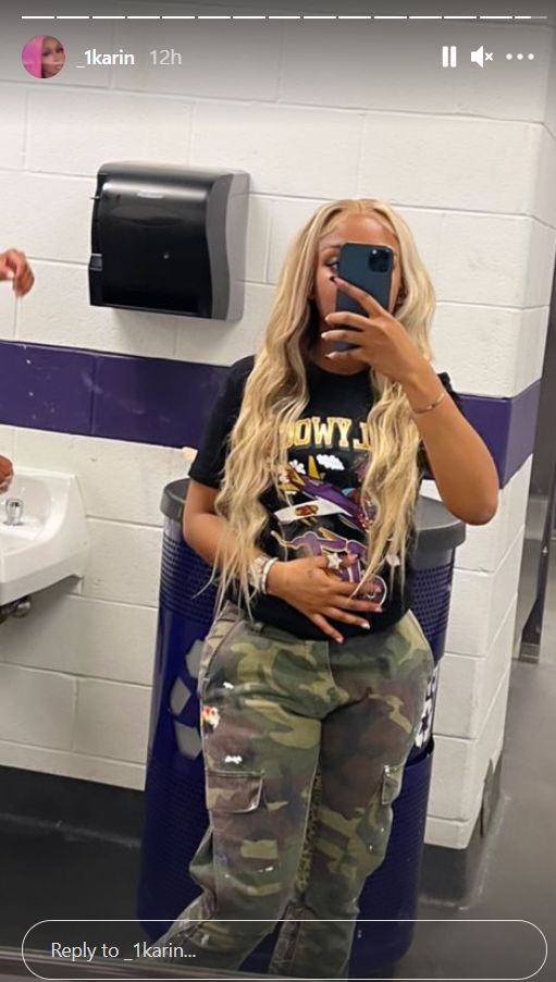 Ravens Star Brought Both His GFs To Chiefs Game? (Photos) 2