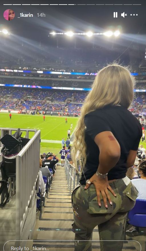 Ravens Star Brought Both His GFs To Chiefs Game? (Photos) 3
