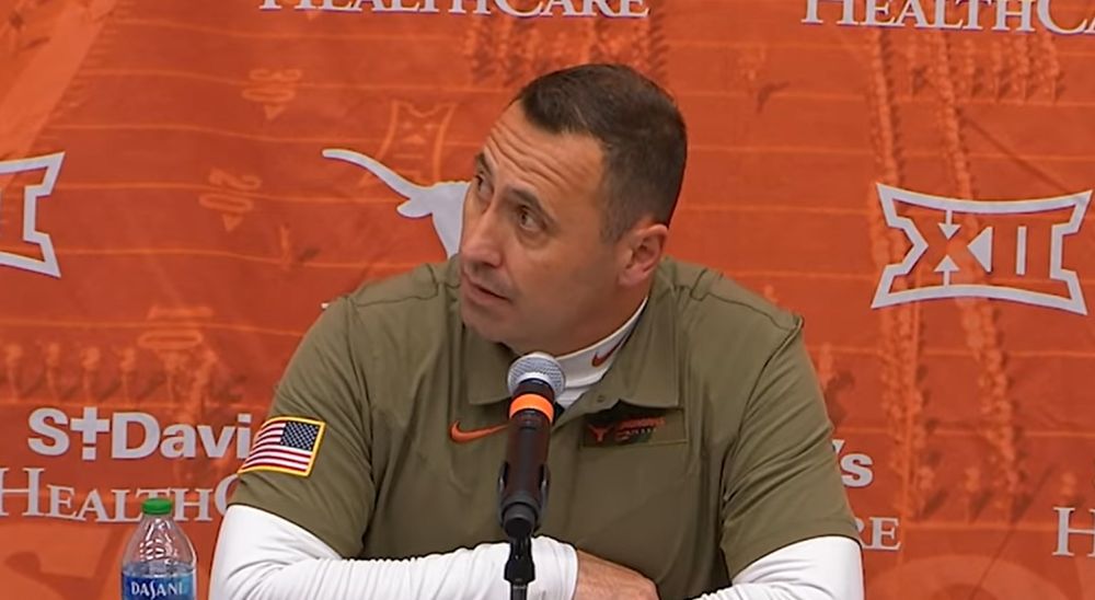 Texas Loses Prized Recruit In Middle Of Kansas State Game
