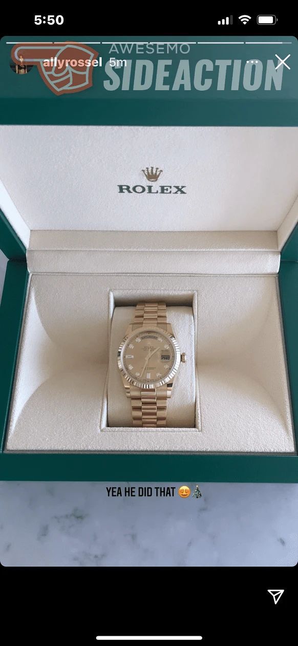Lonzo Ball’s Crazy Christmas Gift For GF Ally Rossel (Photos) 1