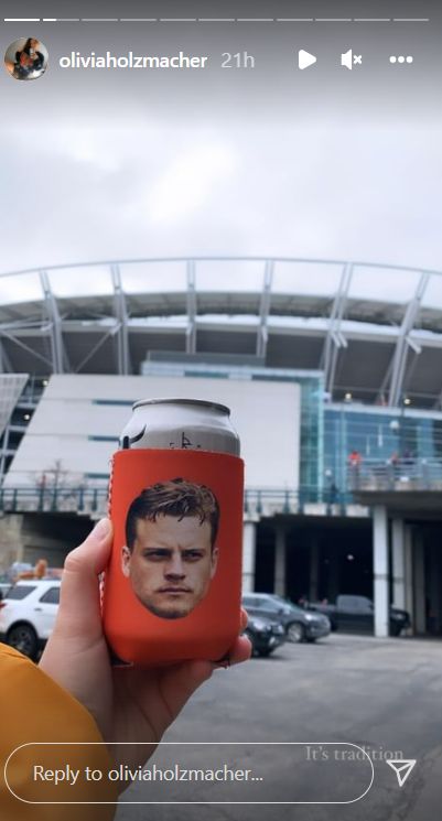 Joe Burrow’s GF Olivia Holzmacher Responds To Big Bengals Win (Photos) 1