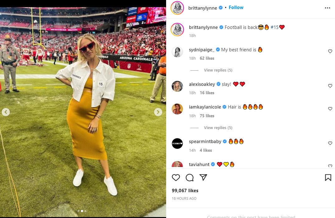 Brittany Mahomes’ Outfit Steals Show At Cardinals Game (Photos) 2