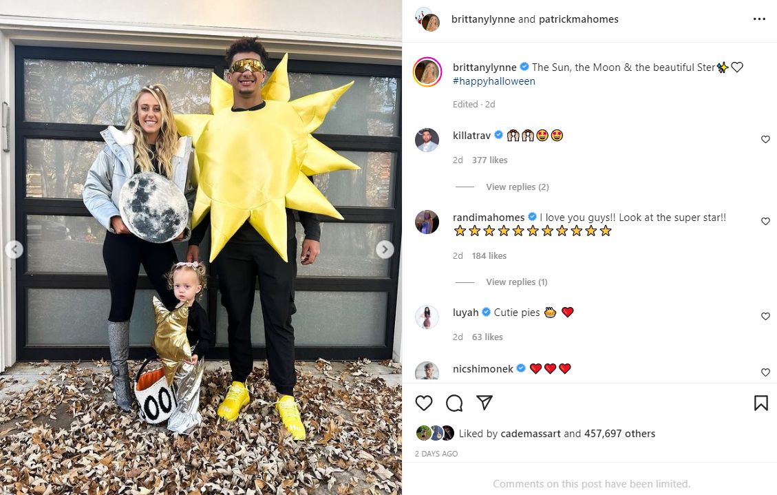Brittany Mahomes Shows Off Her Halloween Costume (Photos) 4