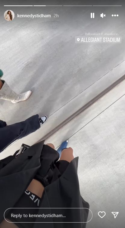 Jarrett Stidham’s Wife Kennedy’s Raiders Game Outfit Goes Viral (Photos) 2