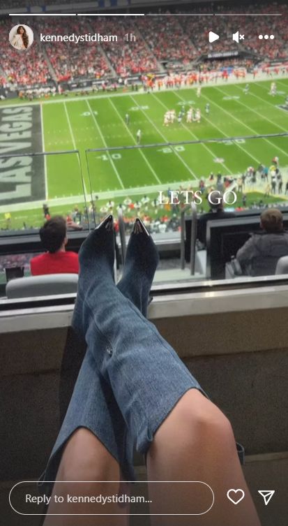 Jarrett Stidham’s Wife Kennedy’s Raiders Game Outfit Goes Viral (Photos) 3