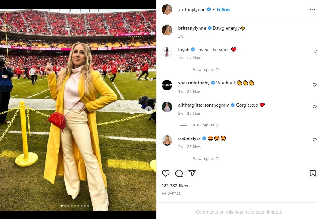 NFL Fans Notice Change In Brittany Mahomes’ Face (Photos) 3