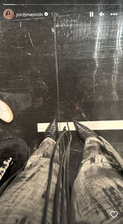 Jordyn Woods' Wild Outfit To Karl-Anthony Towns' Nets Game (Photos) 1
