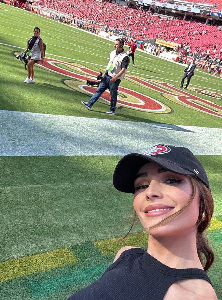 Olivia Culpo’s Outfit To 49ers Preseason Game Goes Viral (Photos) 2