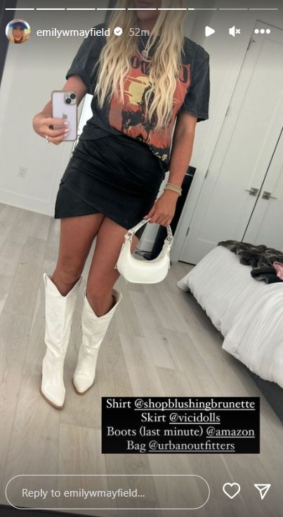Baker Mayfield And Wife Emily Party Hard At Concert (Photos) 4