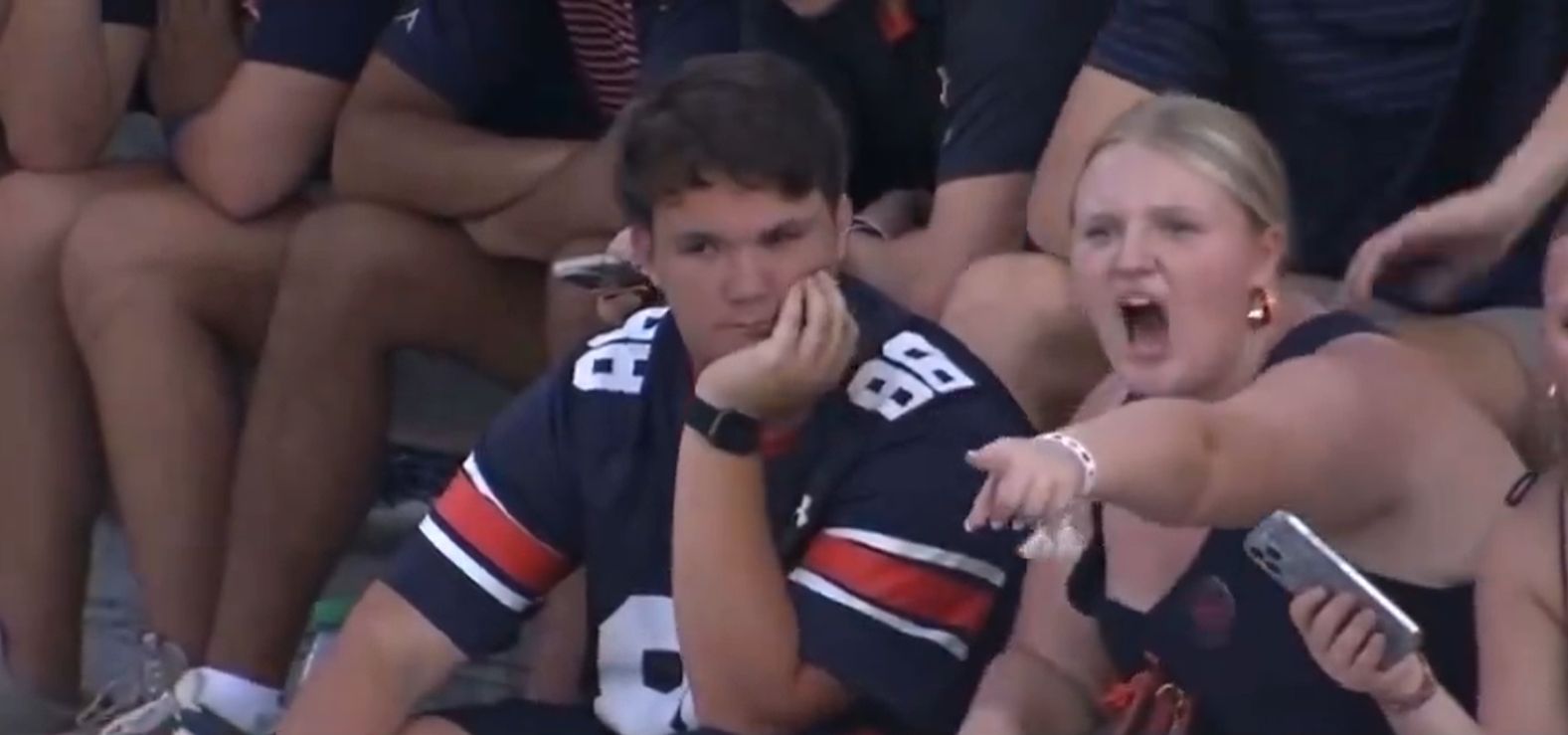 Auburn Fans’ Interaction During Arkansas Game Goes Viral