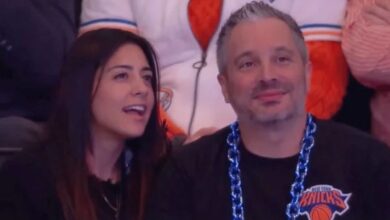 Knicks Fan Performs Lewd Gesture During NBA Game
