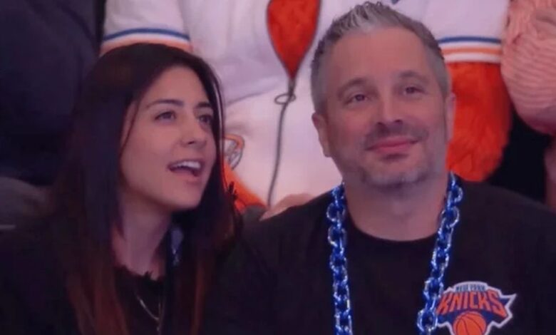 Knicks Fan Performs Lewd Gesture During NBA Game