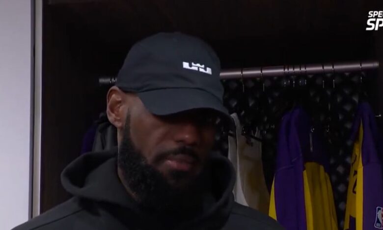 LeBron James' 2-Word Message For NBA Referees