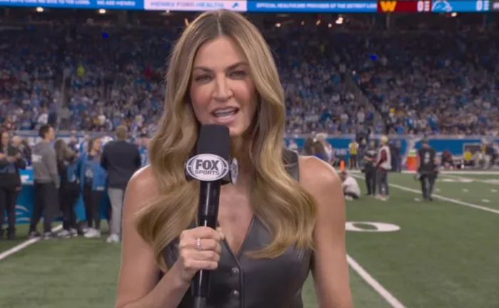 Erin Andrews' Outfit